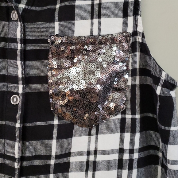 🎉HP🎉NWOT! shirt dress, size yxxl - Picture 2 of 4